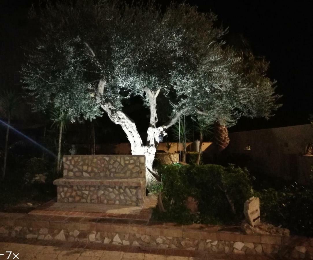 Appartamenti סיקוליאנה מראה חיצוני תמונה